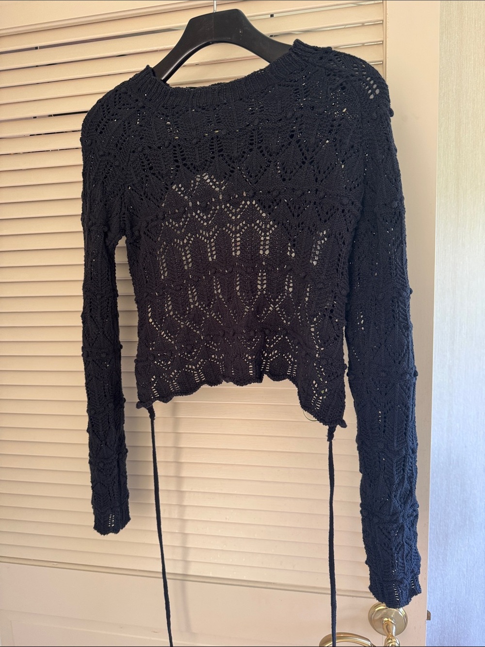 Zara Black Crochet Knit Long-Sleeve Crop Top